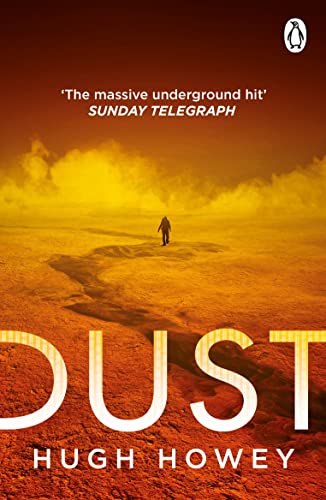 Hugh Howey: Dust (Paperback, 2023, Penguin Books, Limited)