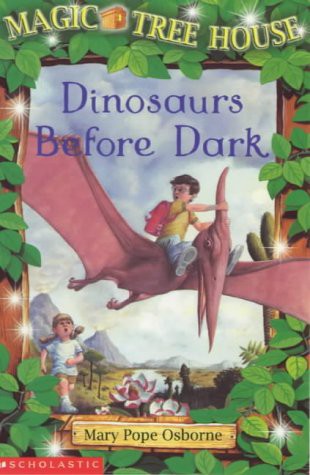 Mary Pope Osborne: Dinosaurs Before Dark (Paperback, Young Hippo)